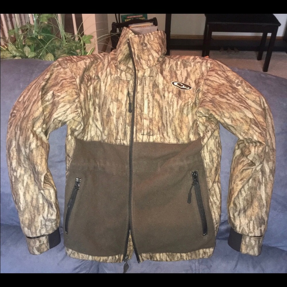 ISO ladies Drake Jacket in size small